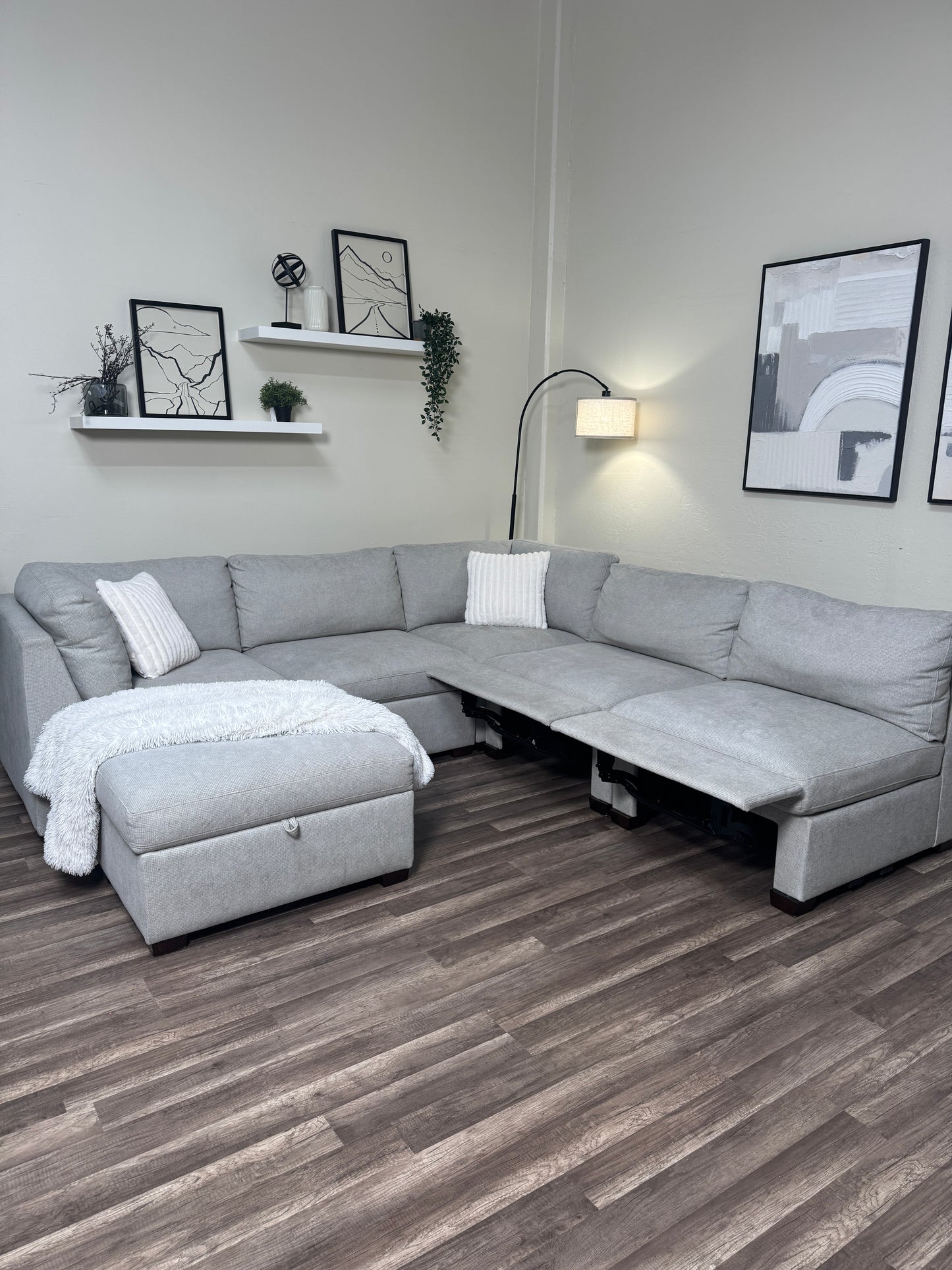 Thomasville 6 Piece Modular Cloud Couch - Light Gray