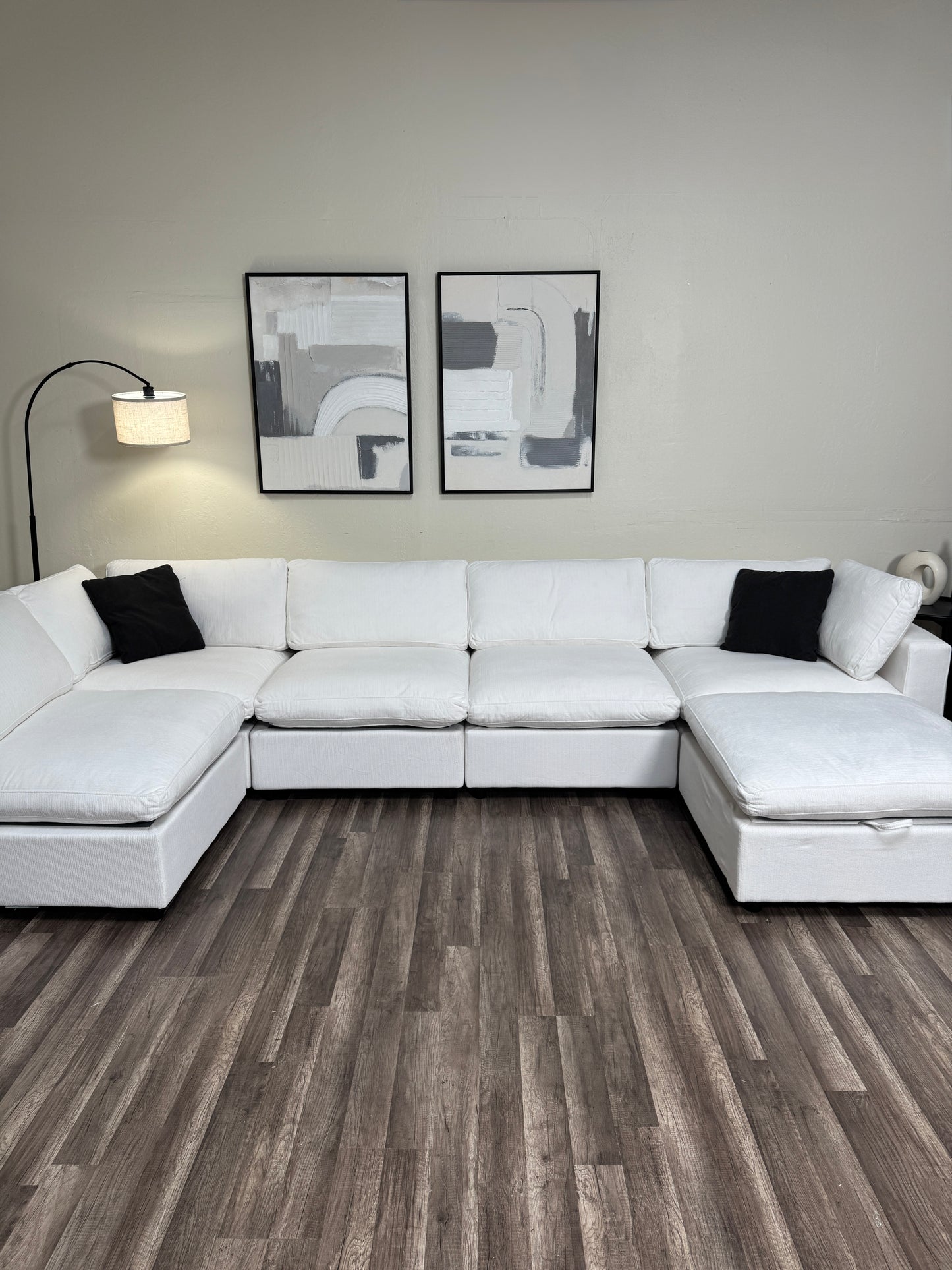 New In Box 6 Piece Comfy Cloud-White