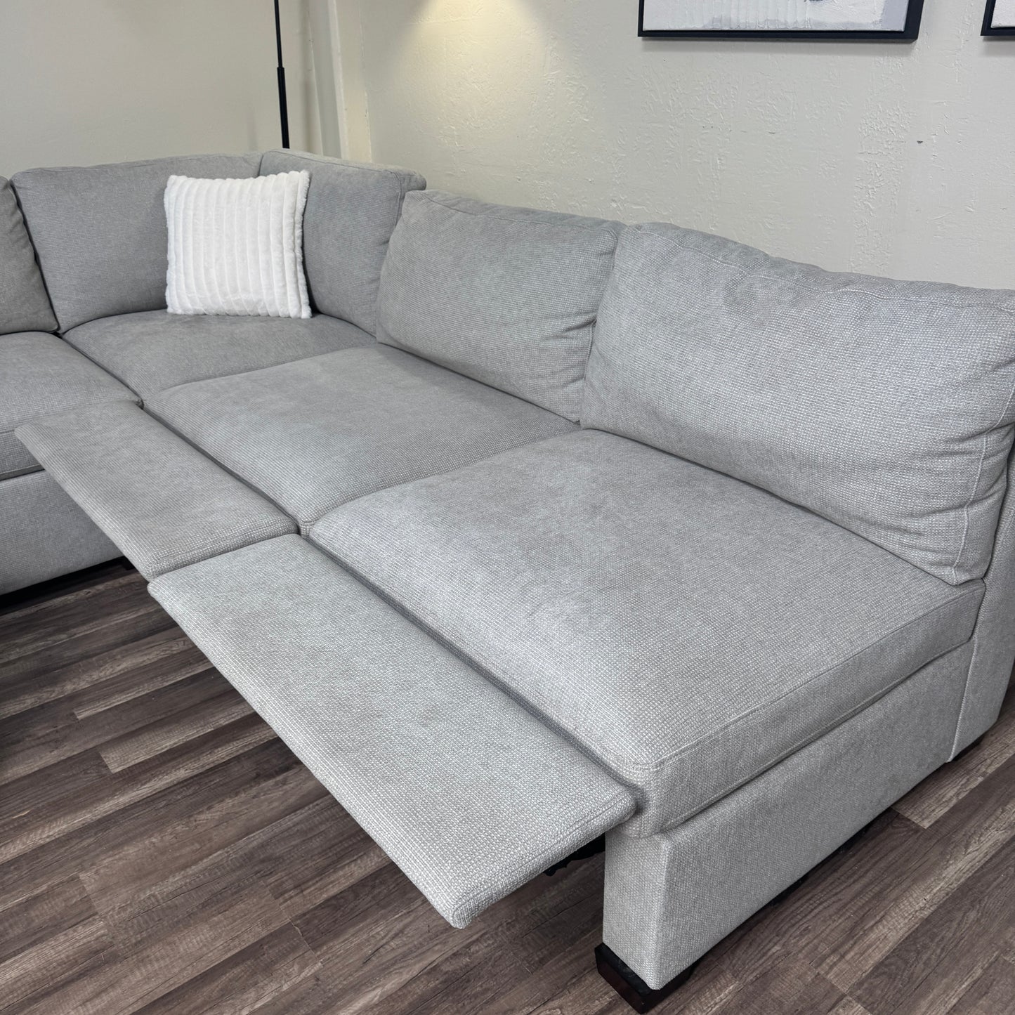Thomasville 6 Piece Modular Cloud Couch - Light Gray