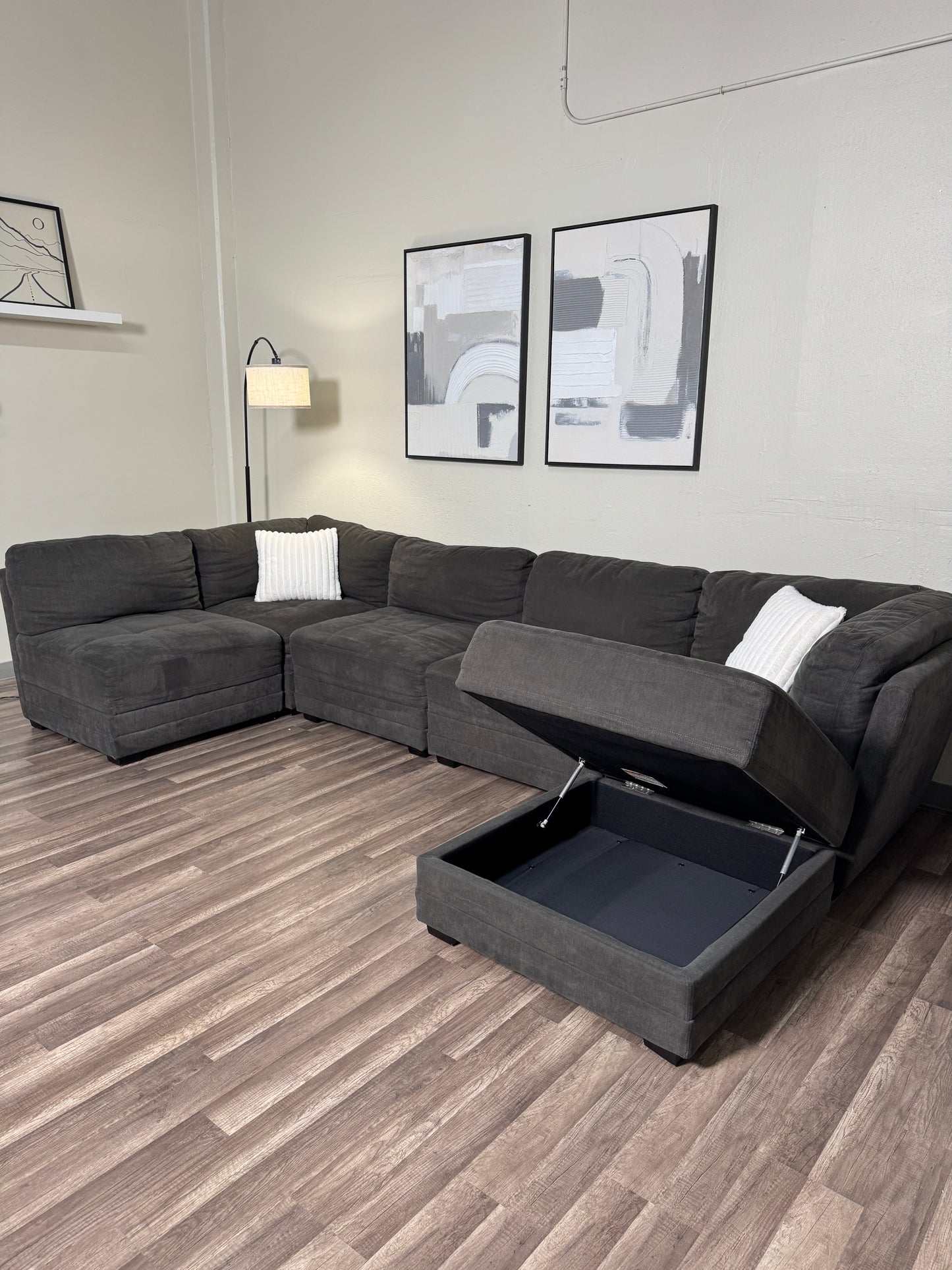 Thomasville Modular Sectional