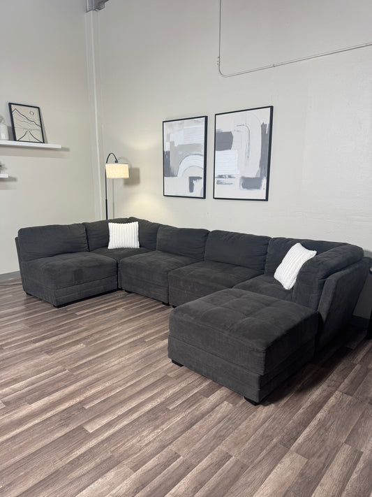 Thomasville Modular Sectional